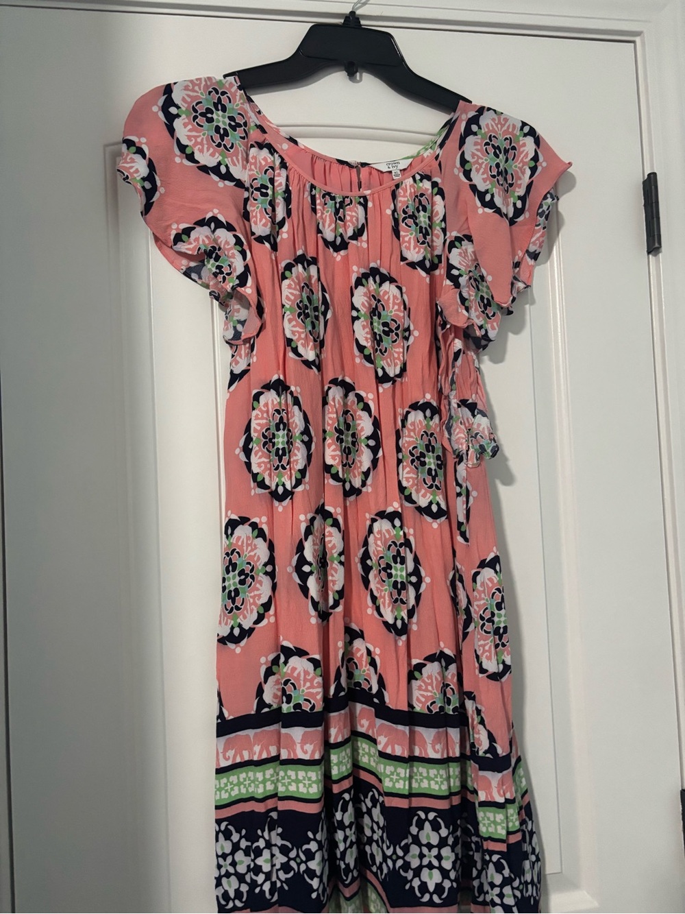 crown & ivy Coral Pink Floral Medallion Flutter Dress